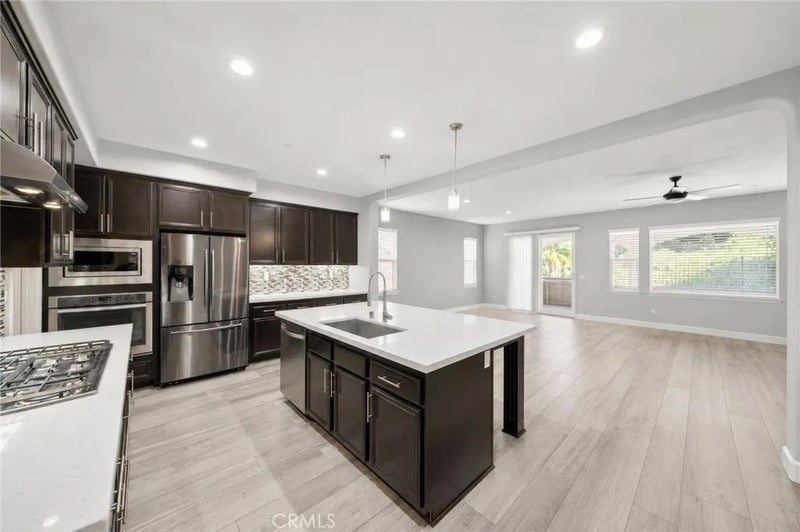 34421 Champoux Court