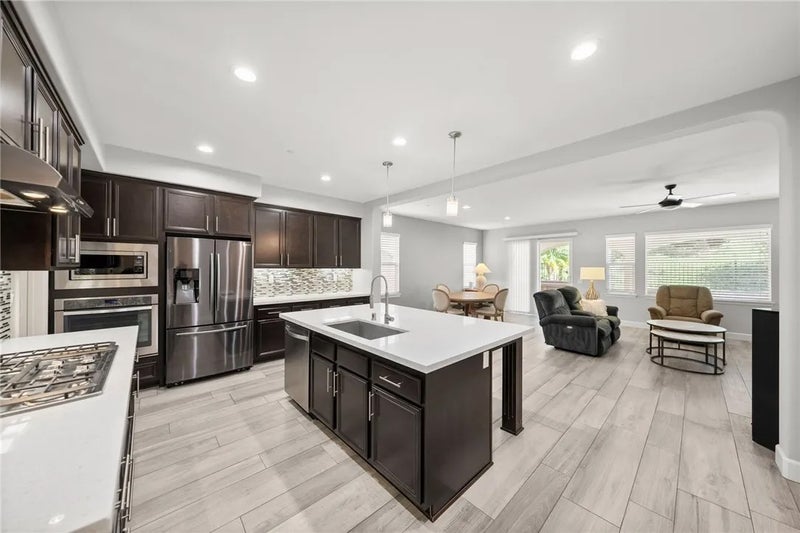 34421 Champoux Court