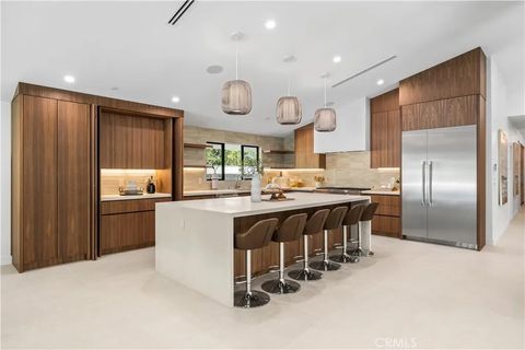 Tiny photo for 16105 Clear Oak Drive, Encino, CA 91436 (MLS # SR25246498)