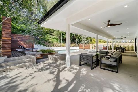 Tiny photo for 16105 Clear Oak Drive, Encino, CA 91436 (MLS # SR25246498)