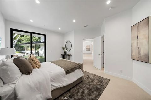 Tiny photo for 16105 Clear Oak Drive, Encino, CA 91436 (MLS # SR25246498)
