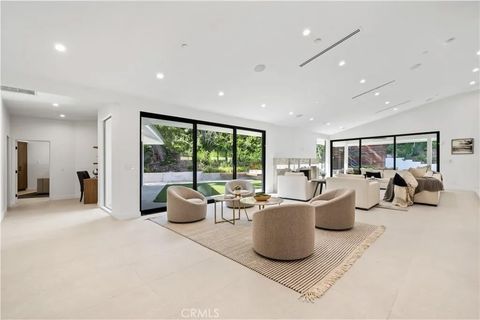 Tiny photo for 16105 Clear Oak Drive, Encino, CA 91436 (MLS # SR25246498)