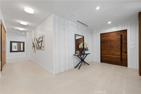 Tiny photo for 16105 Clear Oak Drive, Encino, CA 91436 (MLS # SR25246498)