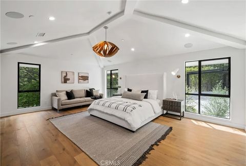 Tiny photo for 16105 Clear Oak Drive, Encino, CA 91436 (MLS # SR25246498)