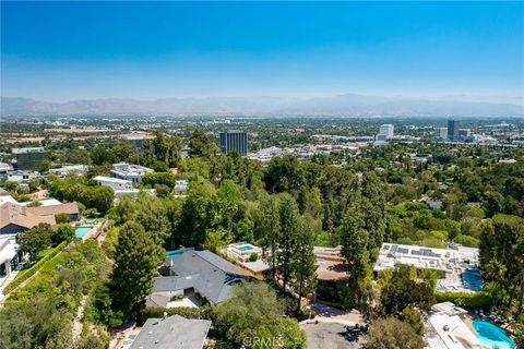 Tiny photo for 16105 Clear Oak Drive, Encino, CA 91436 (MLS # SR25246498)
