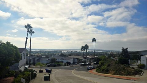 Tiny photo for 4985 Pacifica Dr, San Diego, CA 92109 (MLS # 250043105)