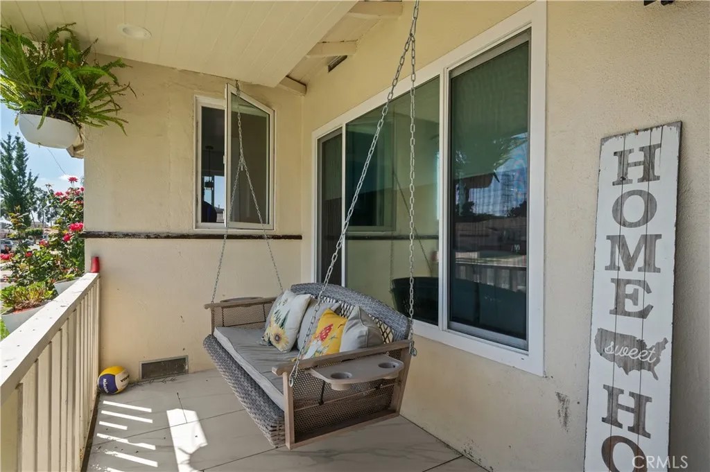 8849 Pico Vista