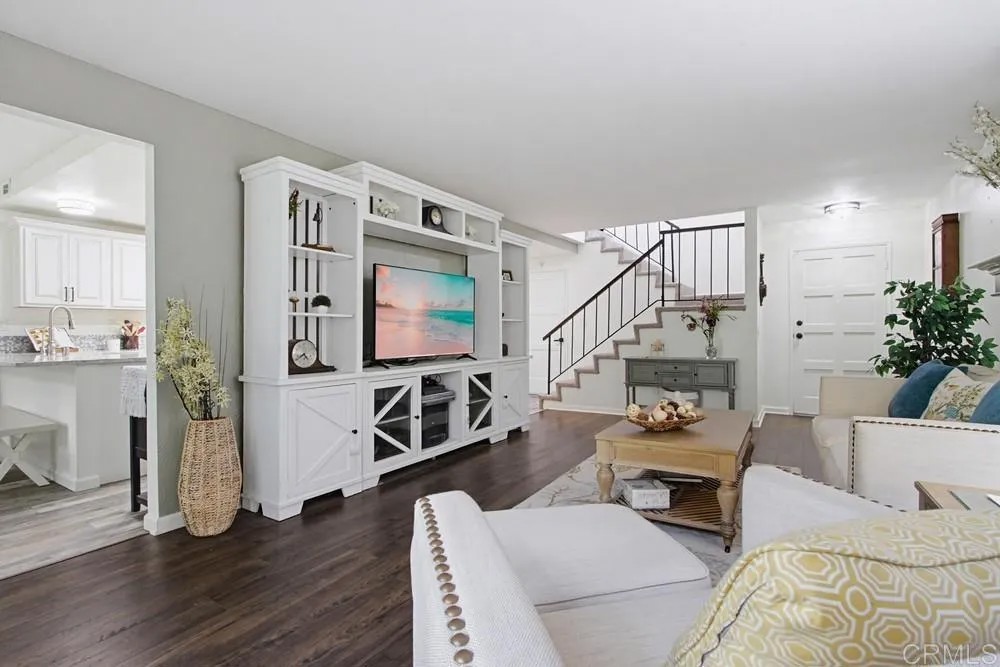 4608 Driftwood Circle