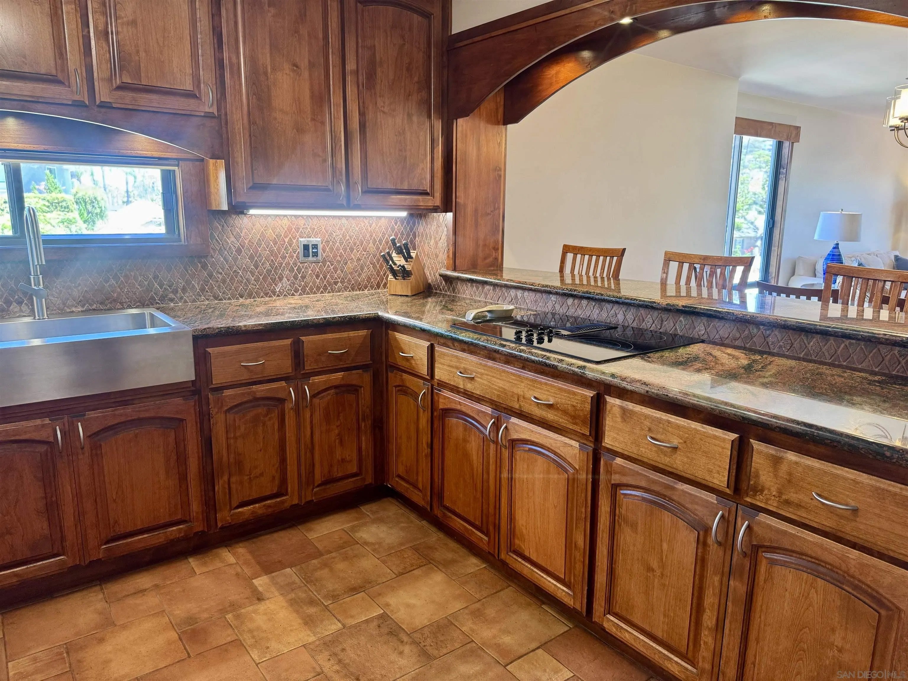 8110 El Paseo Grande 206