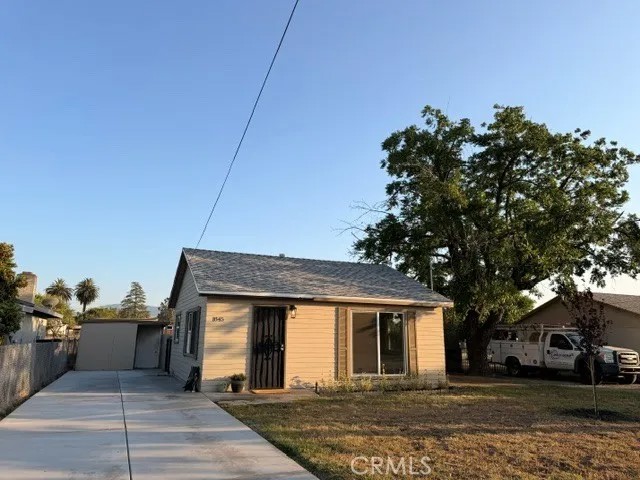 1845 E Cooley Avenue