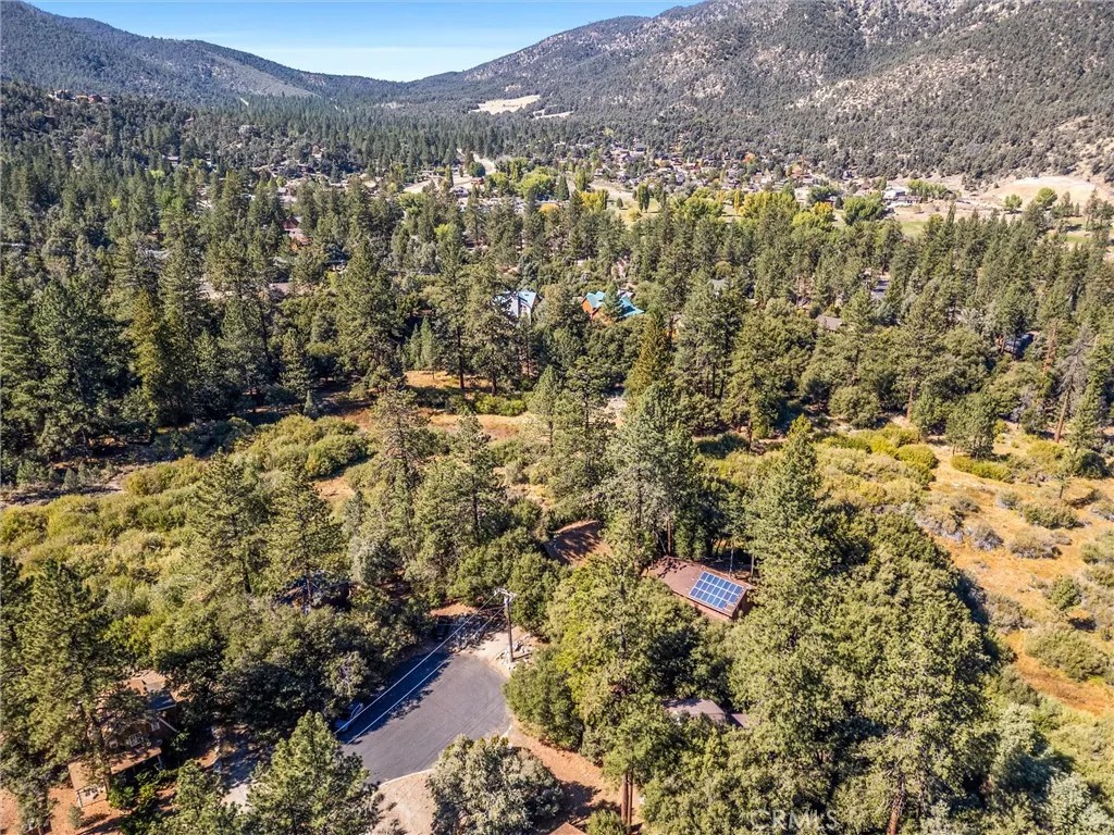 2332 Alpen Court