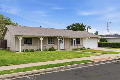 186 Buoy Costa Mesa CA 92627