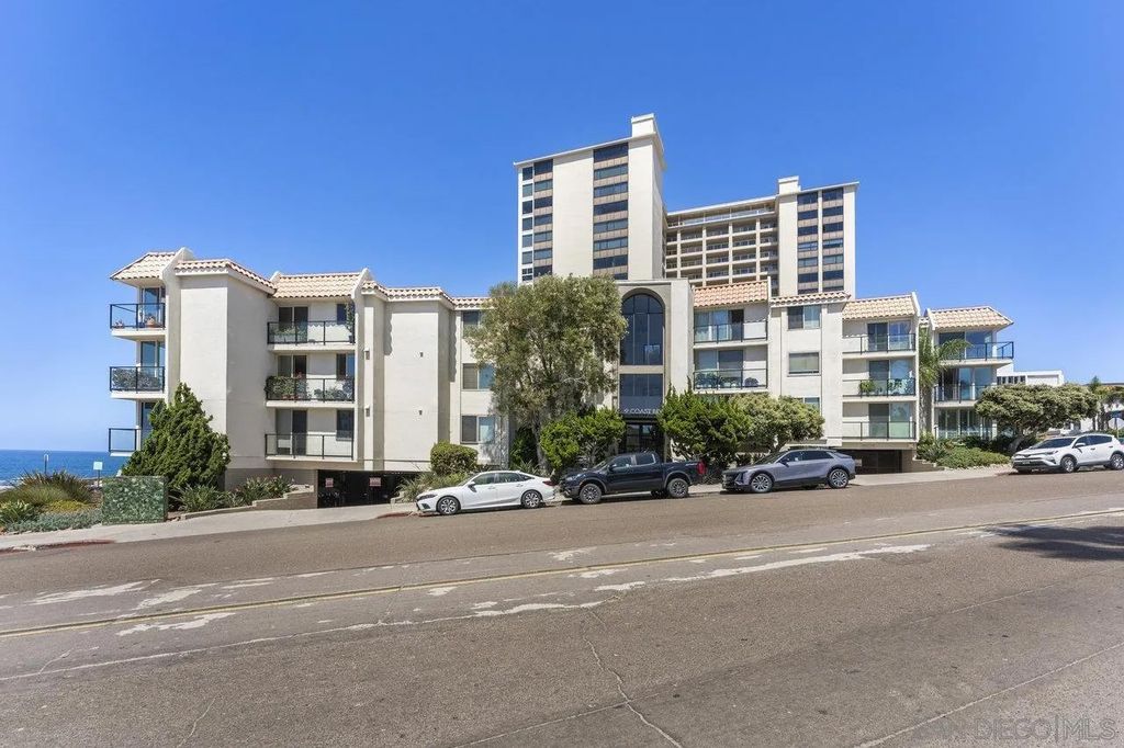 Photo of 909 Coast Blvd #6, La Jolla, CA 92037 (MLS # 250037682)