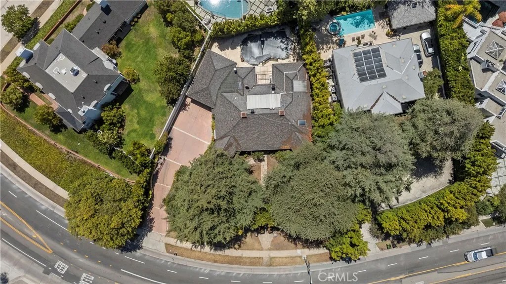 11120 W Sunset Boulevard