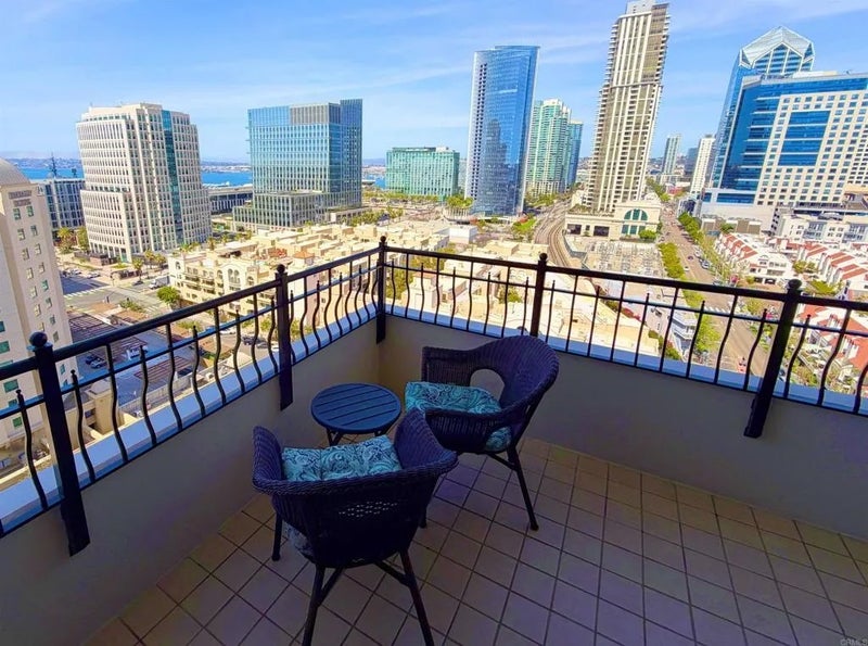 700 W Harbor Drive 1606
