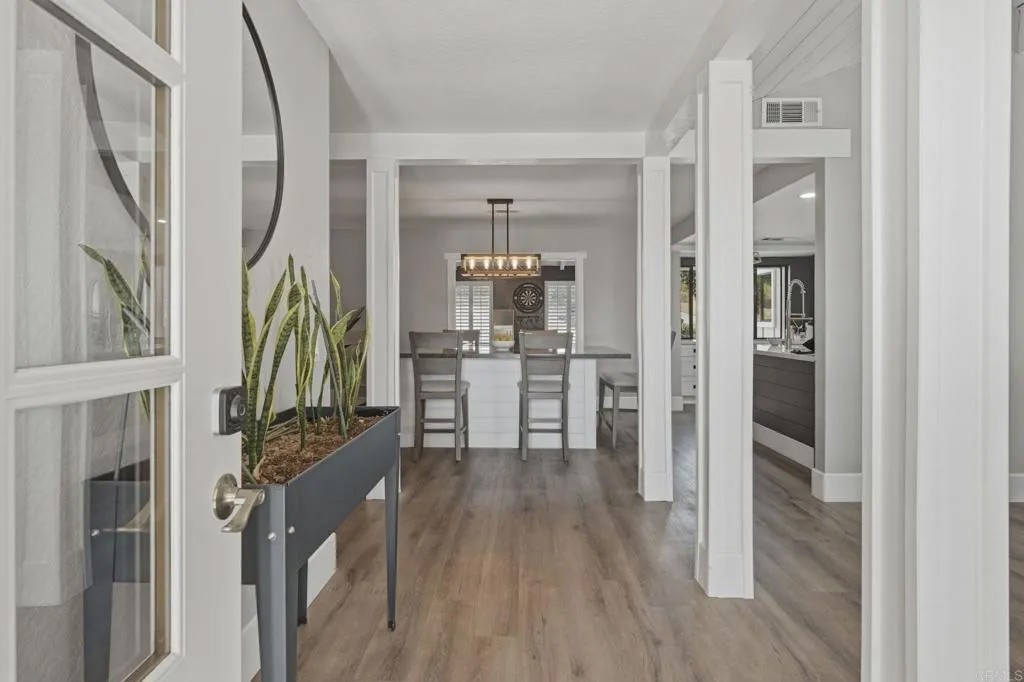 929 Pepper Tree Lane