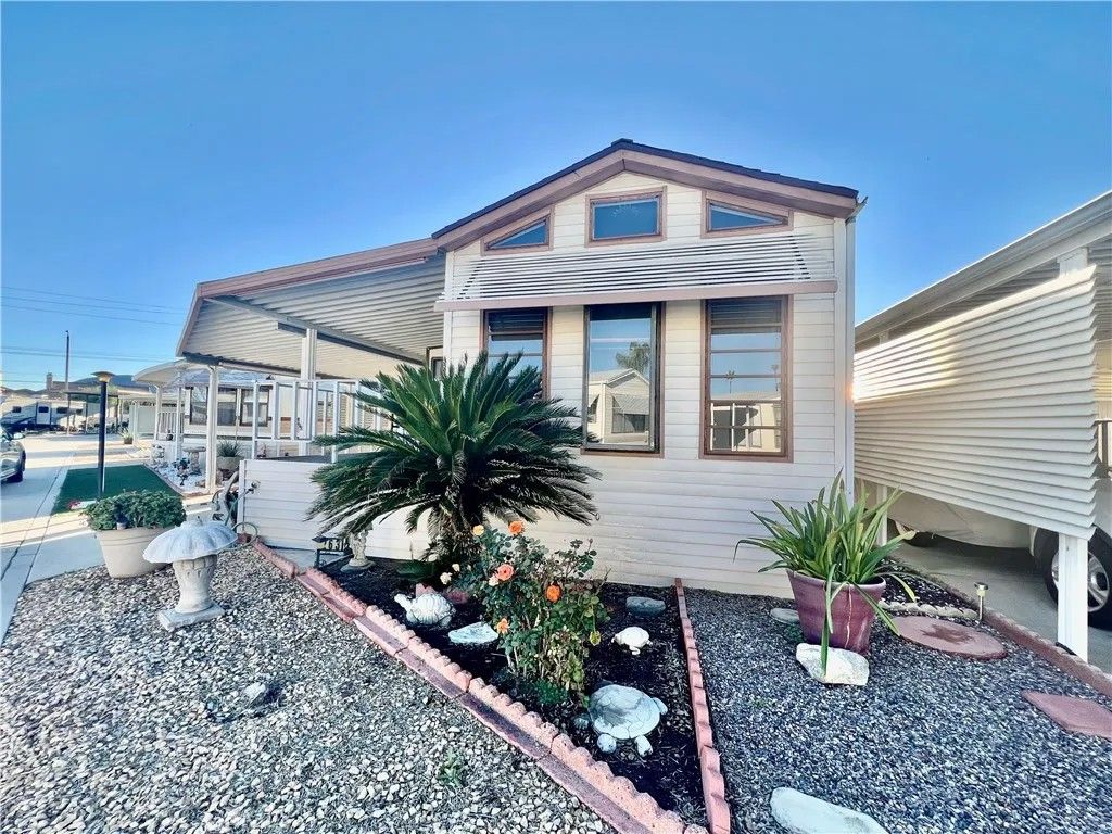 Photo of 1295 S Cawston Ave #263, Hemet, CA 92545 (MLS # SW25265482)