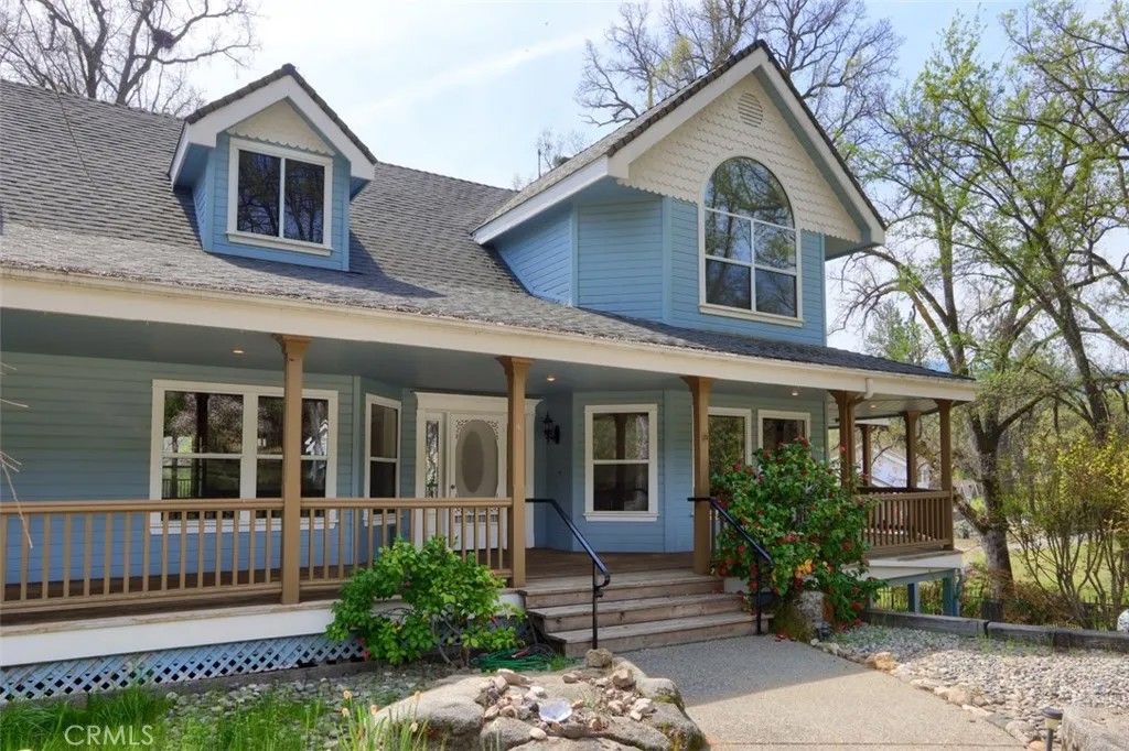 Photo of 46580 Vista Del Rio Dr, Oakhurst, CA 93644 (MLS # FR26071176)