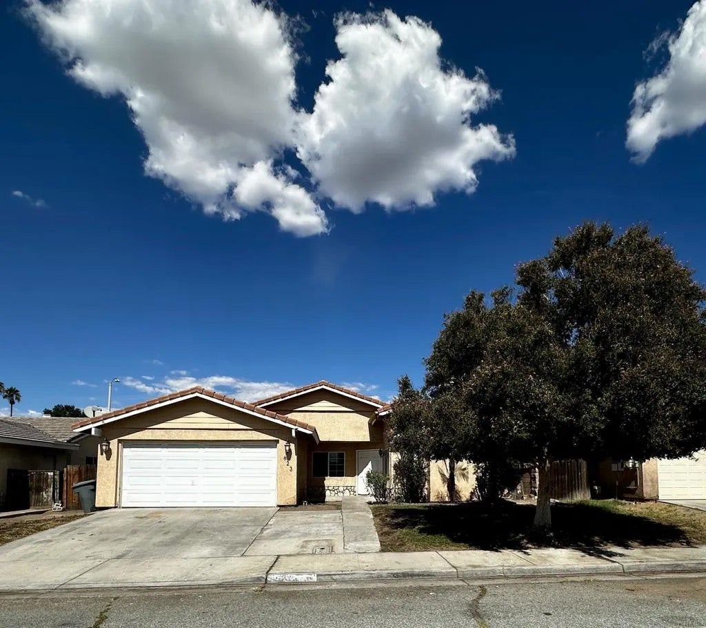Photo of 623 Carmen Drive, San Jacinto, CA 92583 (MLS # PTP2607604)
