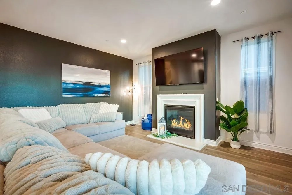 35828 Blue Breton Dr