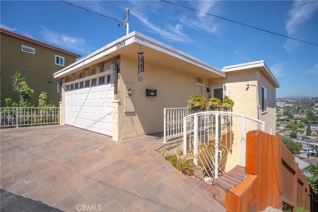 5065 La Calandria Drive