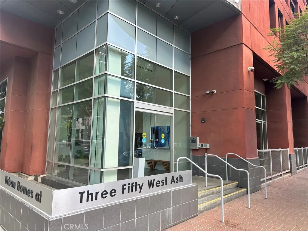 350 W Ash Street 103