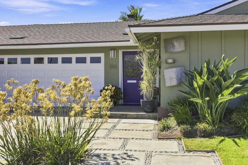 222 E Garden Green