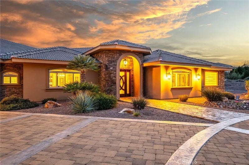 58839 Santa Barbara Dr