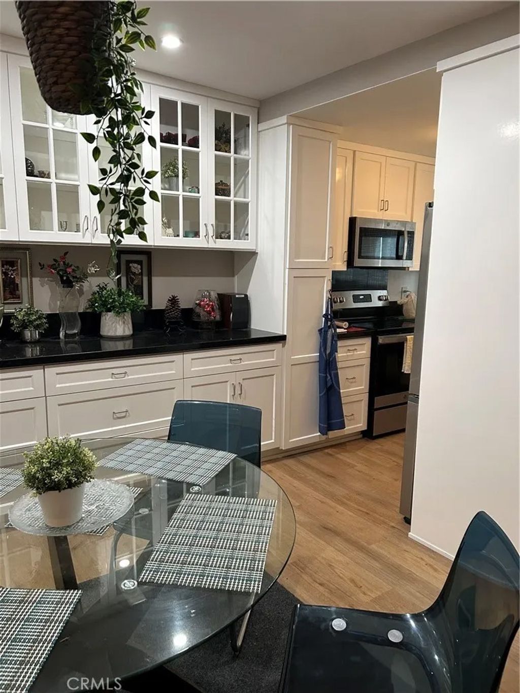 Photo of 366 S Miraleste Dr, San Pedro, CA 90732 (MLS # PW26069911)