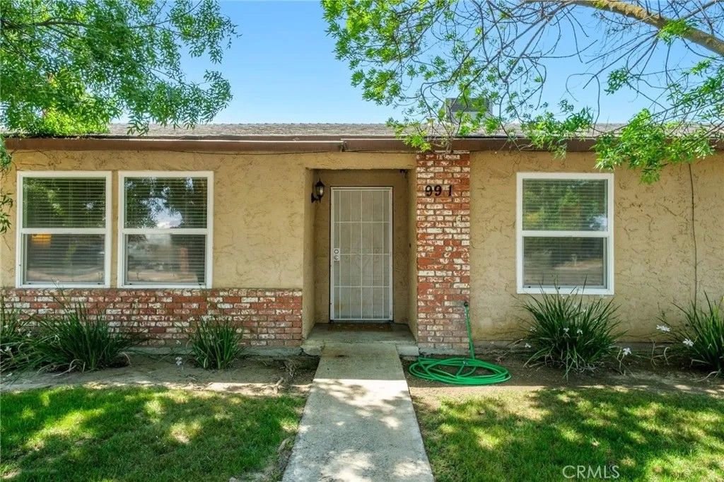 Photo of 991 7th Avenue, Kingsburg, CA 93631 (MLS # FR26085227)