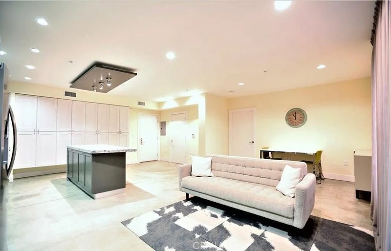 133 S Los Robles Avenue 308