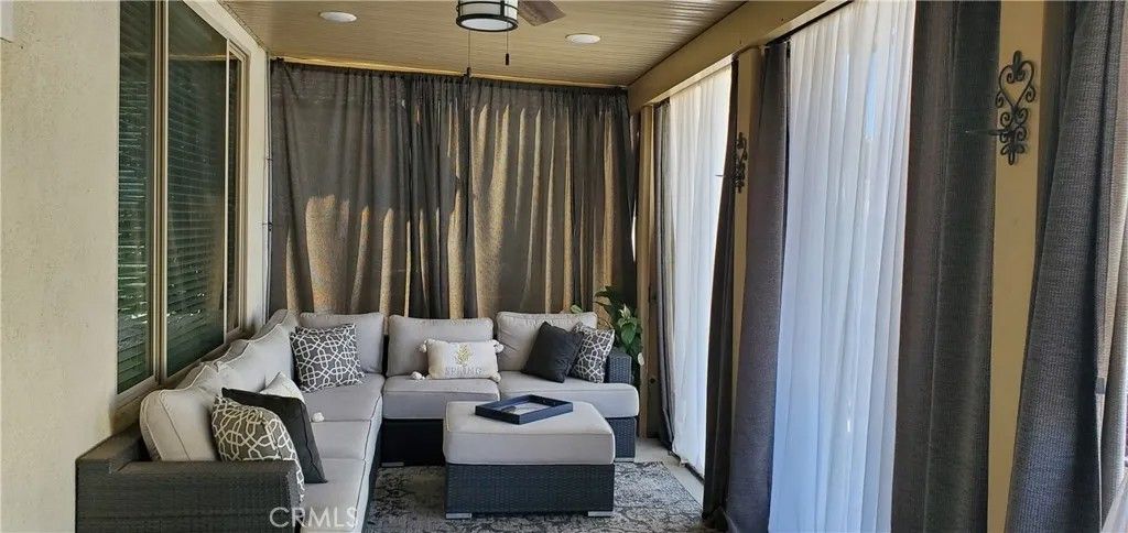 Photo of 1513 Camino Hidalgo, Hemet, CA 92545 (MLS # IG25228458)