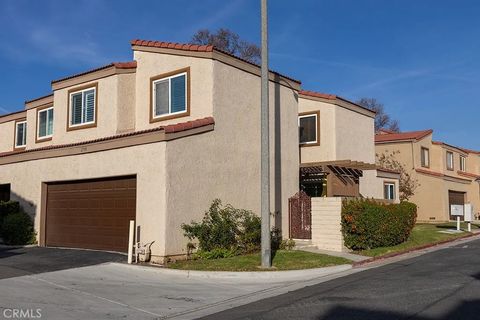 Photo of 2700 Via Portola, Fullerton, CA 92835 (MLS # PW26033256)