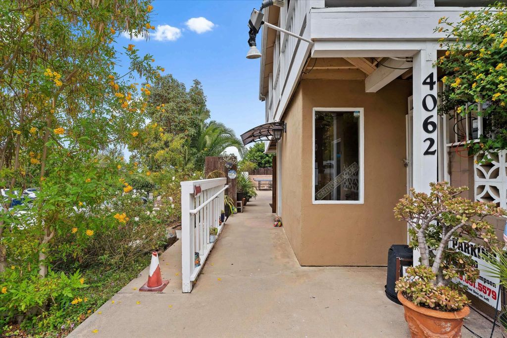 Photo of 4062 Harney St, San Diego, CA 92110 (MLS # 260010805)