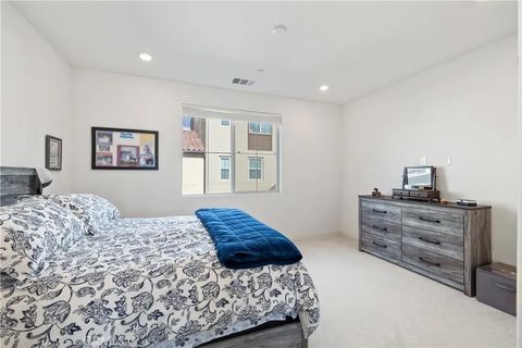 Tiny photo for 40 Mountaineer Drive, Rancho Mission Viejo, CA 92694 (MLS # PW25265557)