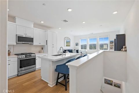 Tiny photo for 40 Mountaineer Drive, Rancho Mission Viejo, CA 92694 (MLS # PW25265557)