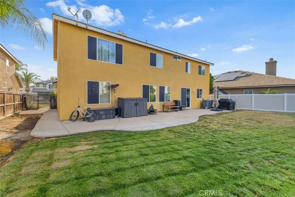 Photo of 33586 thyme Lane, Murrieta, CA 92563 (MLS # IG25135300)