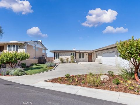 Tiny photo for 43 Avenida Corona, Rancho Palos Verdes, CA 90275 (MLS # PV25235652)