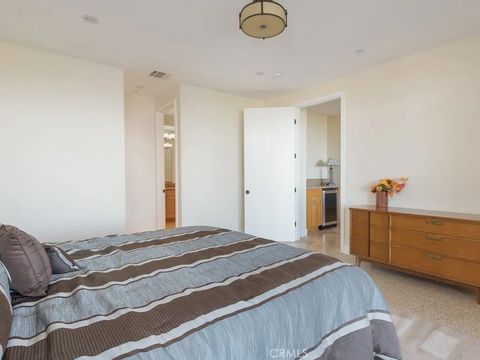 Tiny photo for 43 Avenida Corona, Rancho Palos Verdes, CA 90275 (MLS # PV25235652)