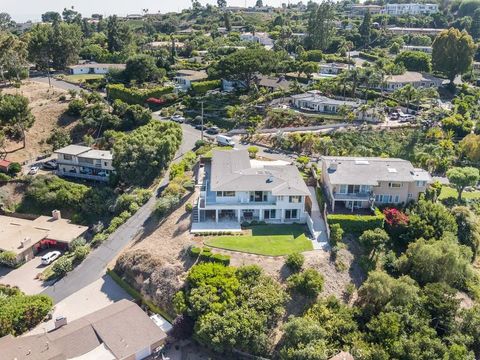 Tiny photo for 43 Avenida Corona, Rancho Palos Verdes, CA 90275 (MLS # PV25235652)
