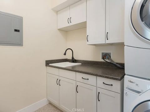 Tiny photo for 43 Avenida Corona, Rancho Palos Verdes, CA 90275 (MLS # PV25235652)