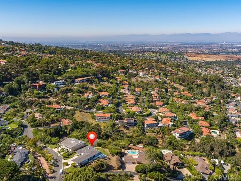 Tiny photo for 43 Avenida Corona, Rancho Palos Verdes, CA 90275 (MLS # PV25235652)