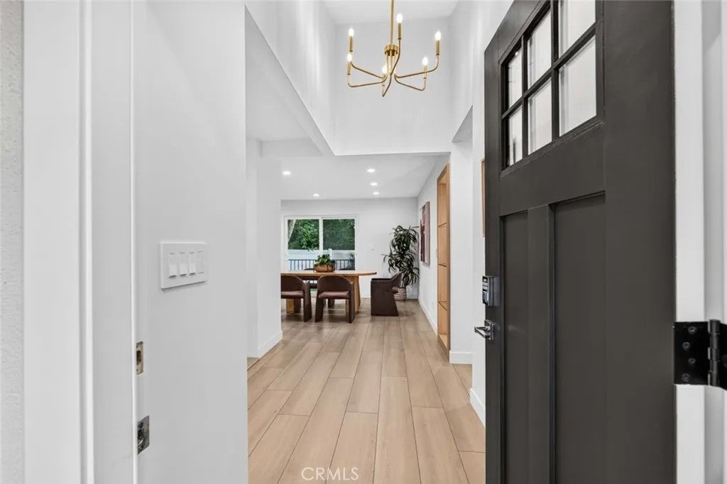 6432 Creemore Lane