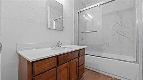 Tiny photo for 19008 Grove Place, Bloomington, CA 92316 (MLS # CV26097304)