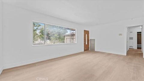 Tiny photo for 19008 Grove Place, Bloomington, CA 92316 (MLS # CV26097304)