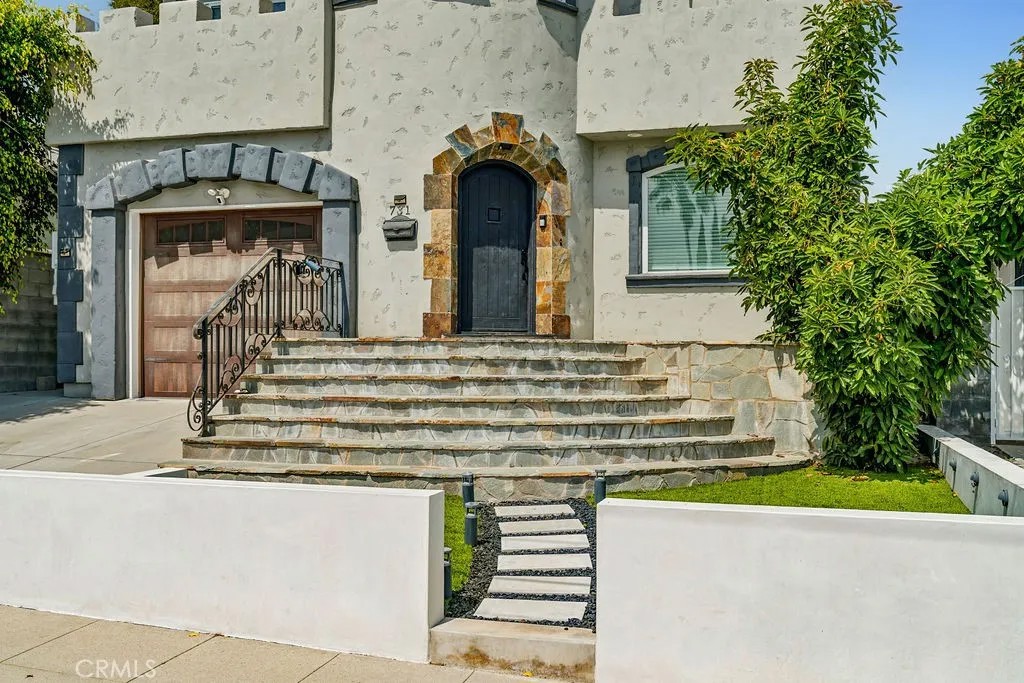 731 N Leland Avenue