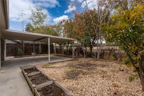 Tiny photo for 744 Bluff Dr, Los Banos, CA 93635 (MLS # MC25275173)