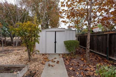 Tiny photo for 744 Bluff Dr, Los Banos, CA 93635 (MLS # MC25275173)