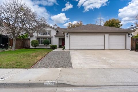 Tiny photo for 744 Bluff Dr, Los Banos, CA 93635 (MLS # MC25275173)