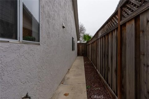 Tiny photo for 744 Bluff Dr, Los Banos, CA 93635 (MLS # MC25275173)